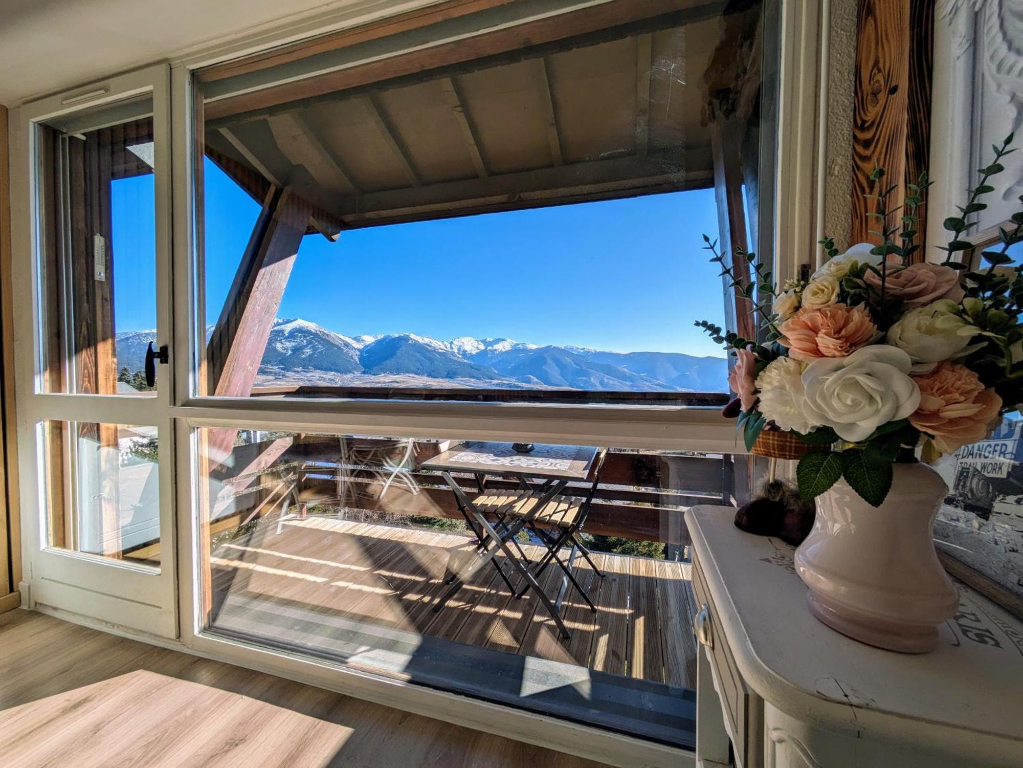 Le Ptit Cocon Apartment Font-Romeu-Odeillo-Via ภายนอก รูปภาพ