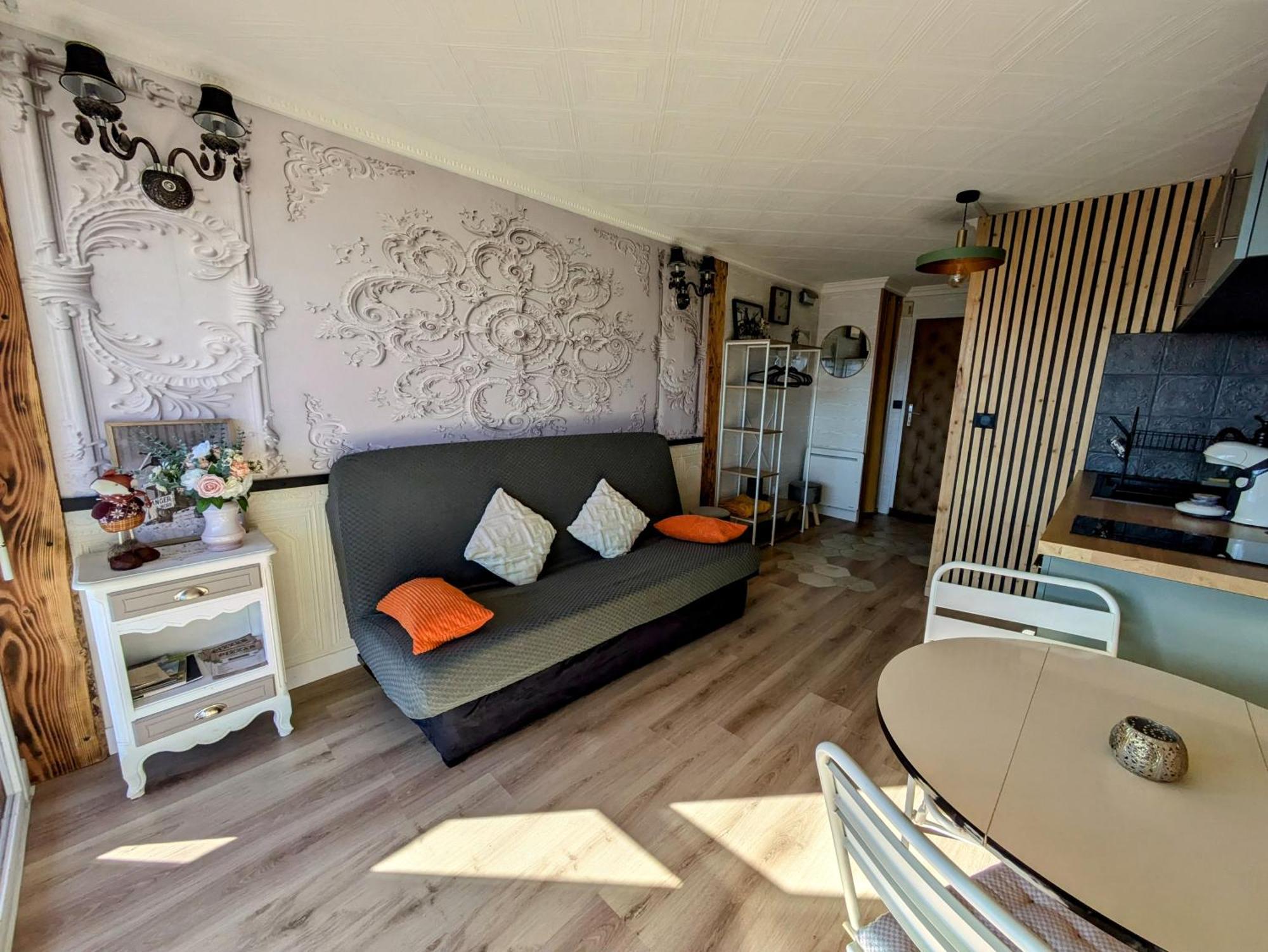 Le Ptit Cocon Apartment Font-Romeu-Odeillo-Via ภายนอก รูปภาพ
